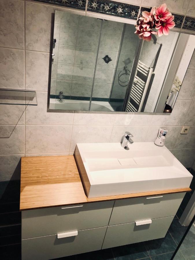Wohnen Wie Zuhause - Zu Gast In Érfurt Exterior foto