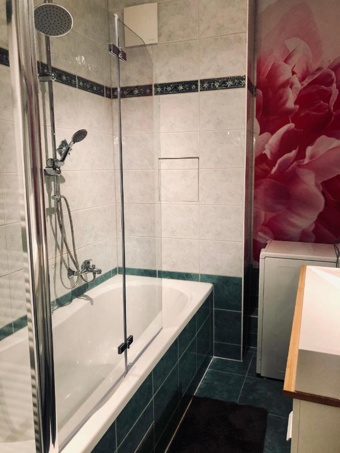 Wohnen Wie Zuhause - Zu Gast In Érfurt Exterior foto